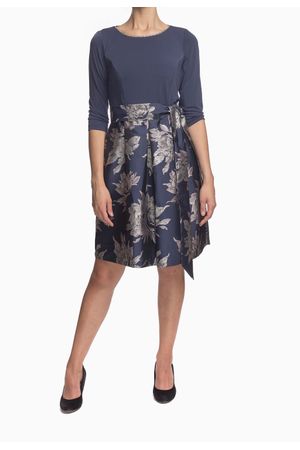 VESTIDO EN TELA METALIZADA
