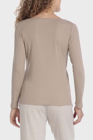 Polera básica pedrería