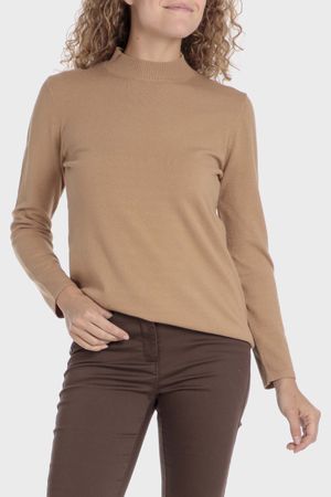 Sweater básico semicisne