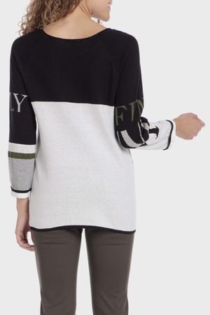 Sweater pedrería